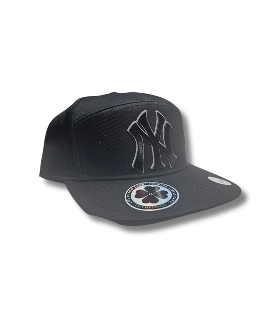 TRUCKER CAP Black/  picach  3d design, Gorra 112