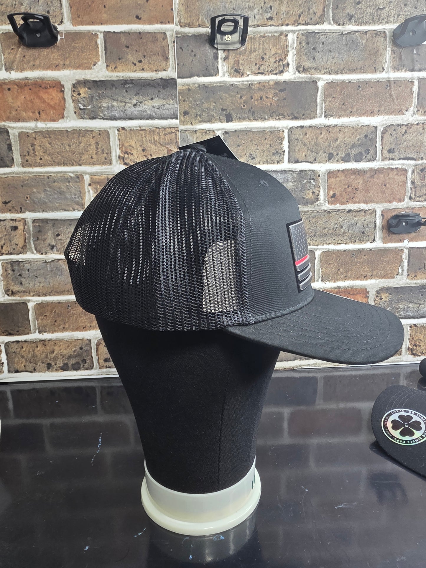 TRUCKER CAP Black/    3d design, Gorra 112
